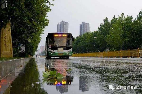 強(qiáng)化運(yùn)輸保障能力，邯鄲公交為乘客打造安全舒適的節(jié)日乘車環(huán)境